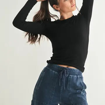 Mono B ribbed black top