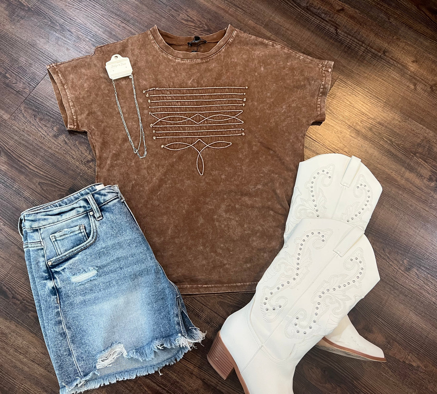 Stitched with grit and grace tee