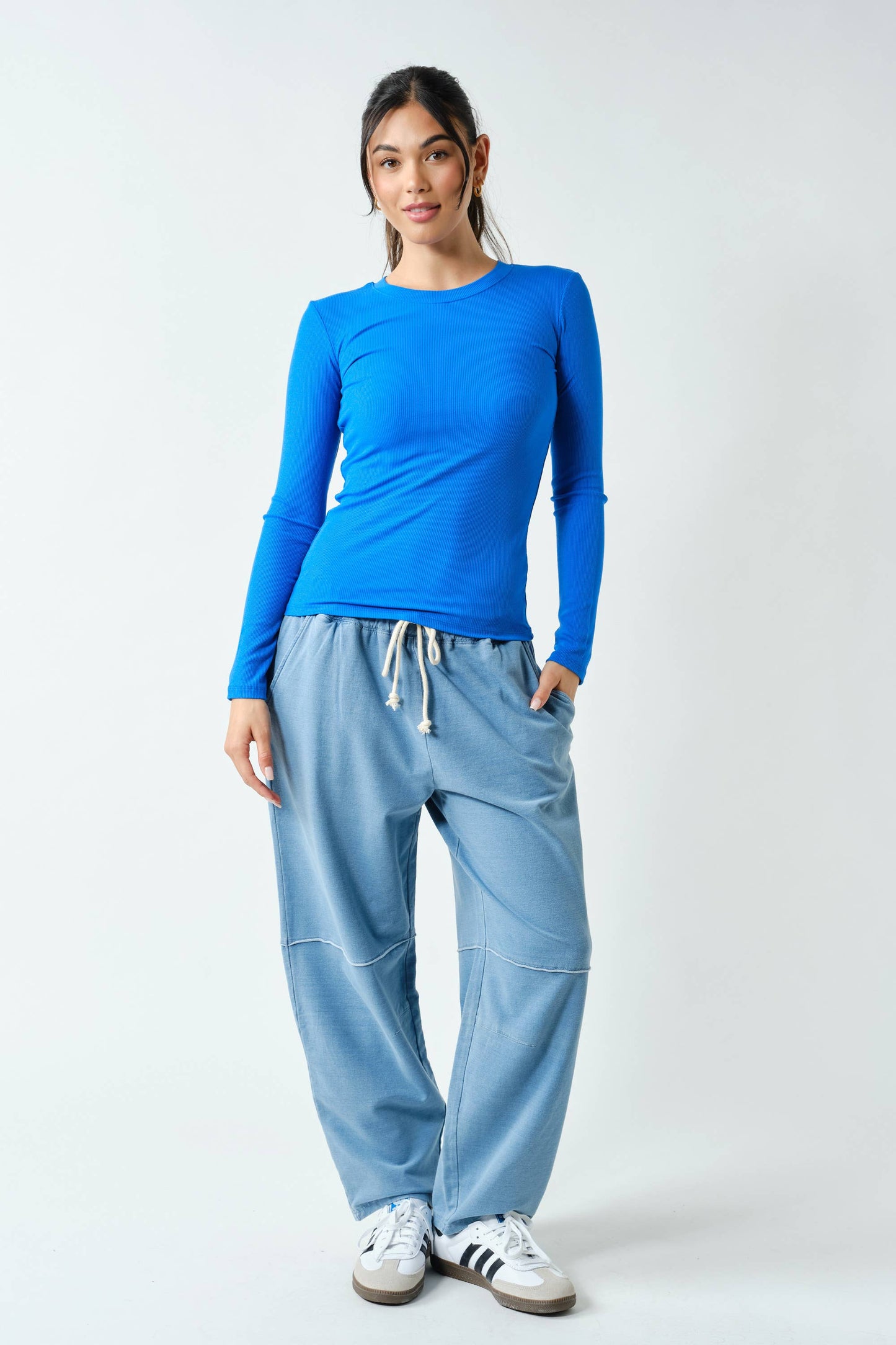 Mono b essential Long-Sleeved Micro-Ribbed Athleisure Top