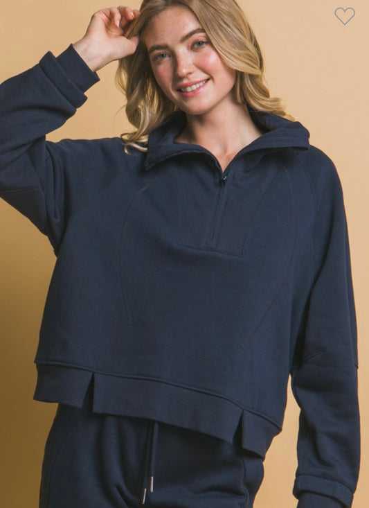 Eclipse pullover