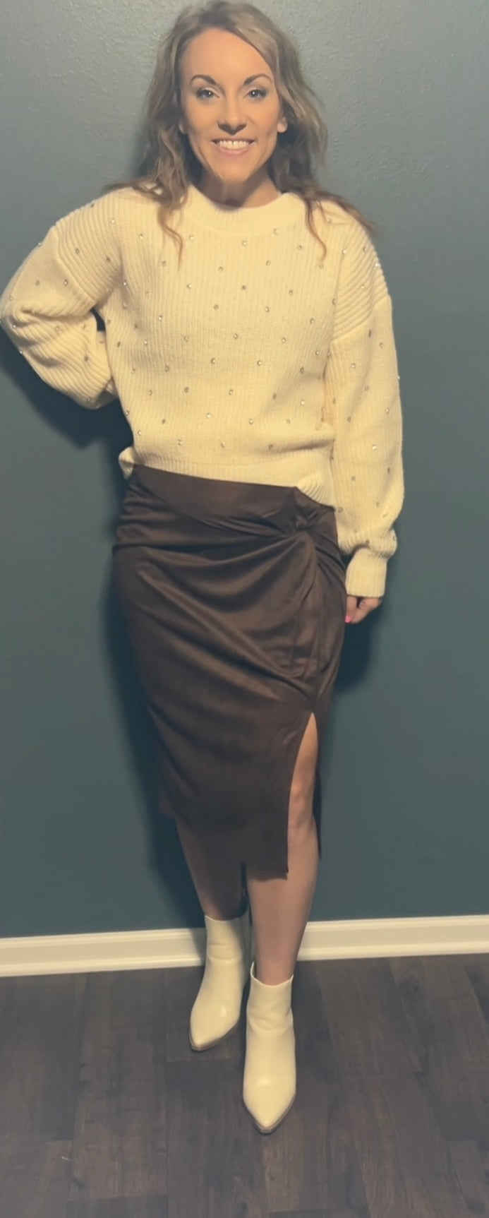 Suede brown skirt